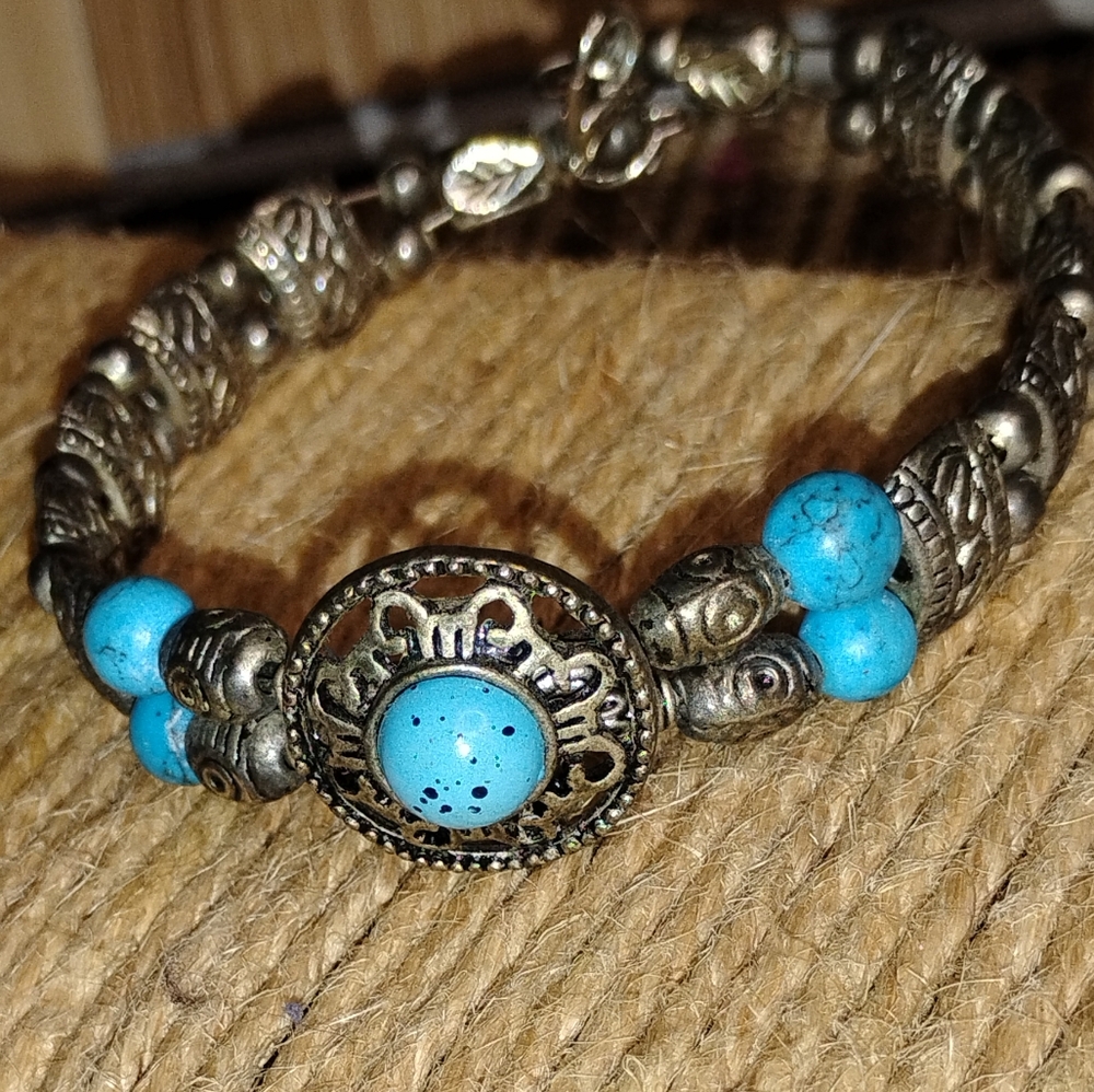 Antique Vintage Turquoise Beaded Bracelet Stretchy, EUC